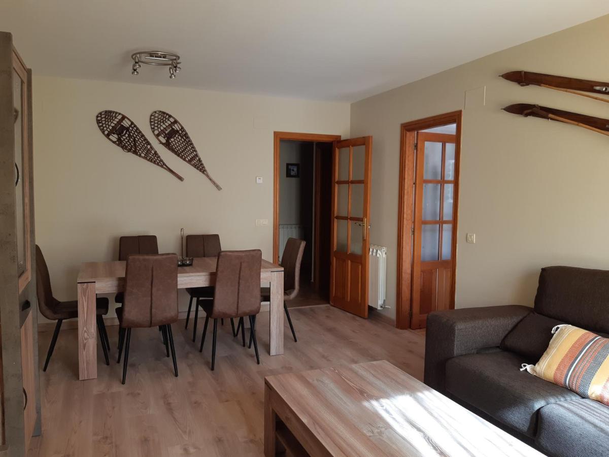 Apartamento Apartamento familiar con vistas La Portiecha Sallent de Gállego Exterior foto