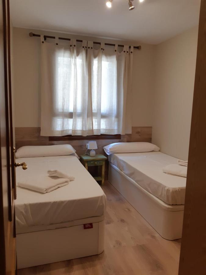 Apartamento Apartamento familiar con vistas La Portiecha Sallent de Gállego Exterior foto